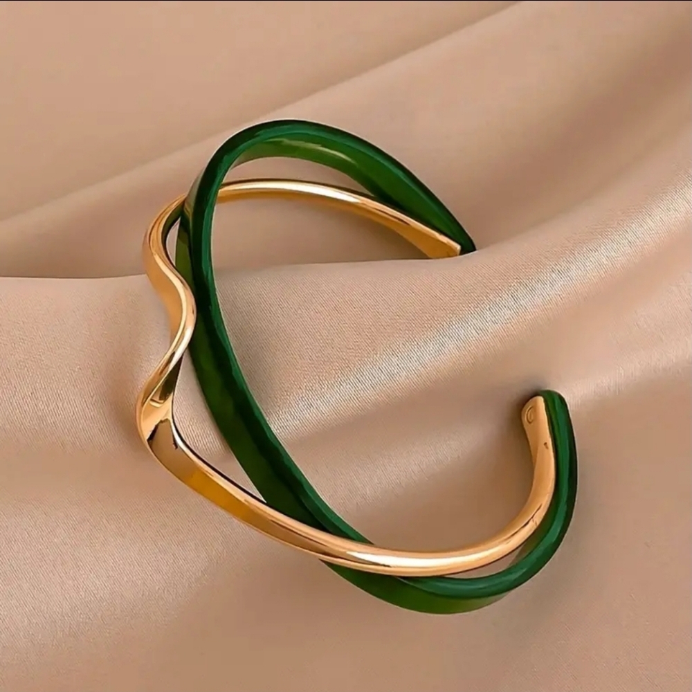 Wave Cuff Bangle - Picture 2 of 2